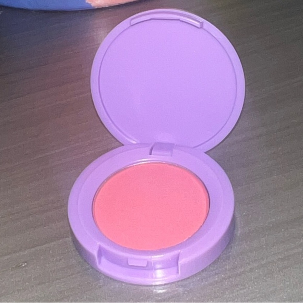 🔴 3/$18 5/$25 NEW Half Caked In Bloom Powder Blush in Freshly Squeezed 1.8g